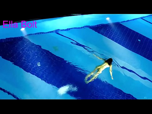 ❤️ Ma nistax nieqaf nara, blonda żagħżugħa maqbuda tgħum nuda fil-pool tar-resort ELLA BOLT Porno lilna mt.porngifmag-com.ru ﹏
