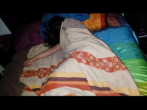 ❤️ Stepson jgħajjar lill-mara żagħżugħa tiegħu waqt li torqod. Porno lilna mt.porngifmag-com.ru ﹏