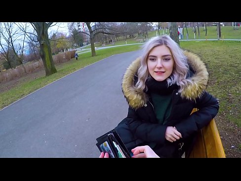 ❤️ Tibla kum sħun ta' barrani għall-flus - blowjob fil-park minn Eva Elfie Porno lilna mt.porngifmag-com.ru ﹏